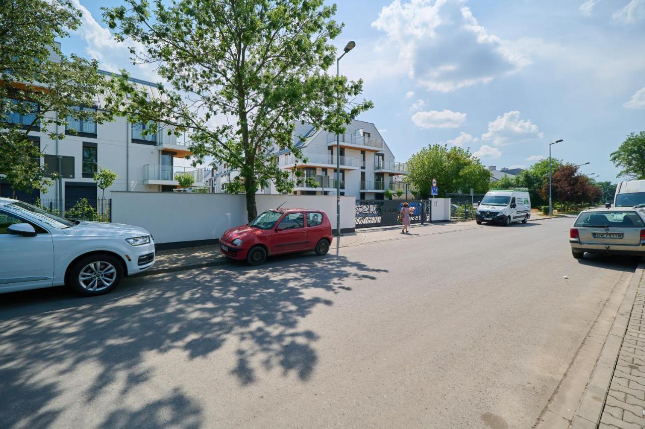 Apartment Nova Lux Kowale By Renters *