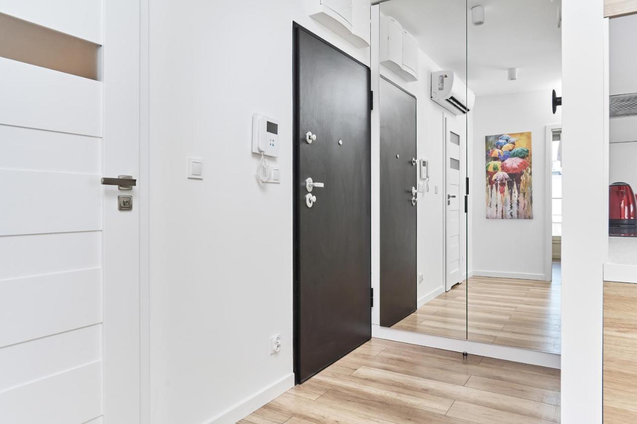 Nova Lux Kowale By Renters *