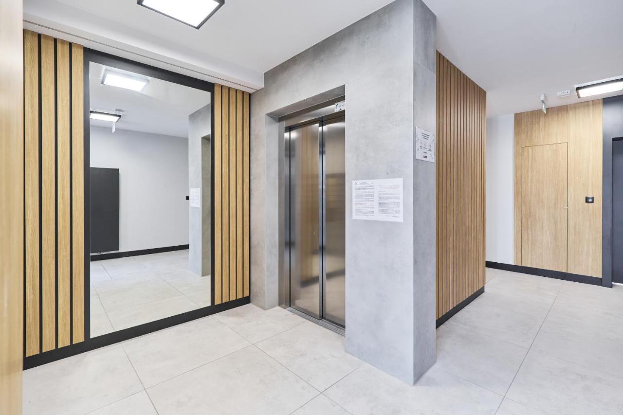 Apartment Nova Lux Kowale By Renters *